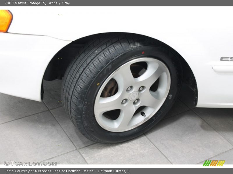 White / Gray 2000 Mazda Protege ES
