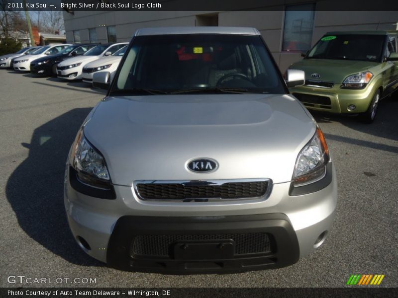 Bright Silver / Black Soul Logo Cloth 2011 Kia Soul +