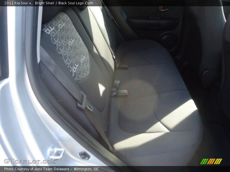 Bright Silver / Black Soul Logo Cloth 2011 Kia Soul +