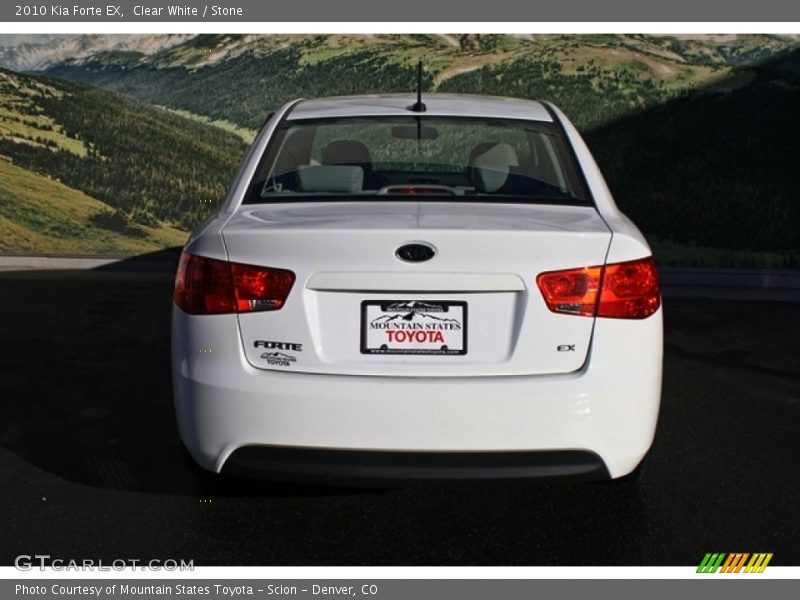 Clear White / Stone 2010 Kia Forte EX