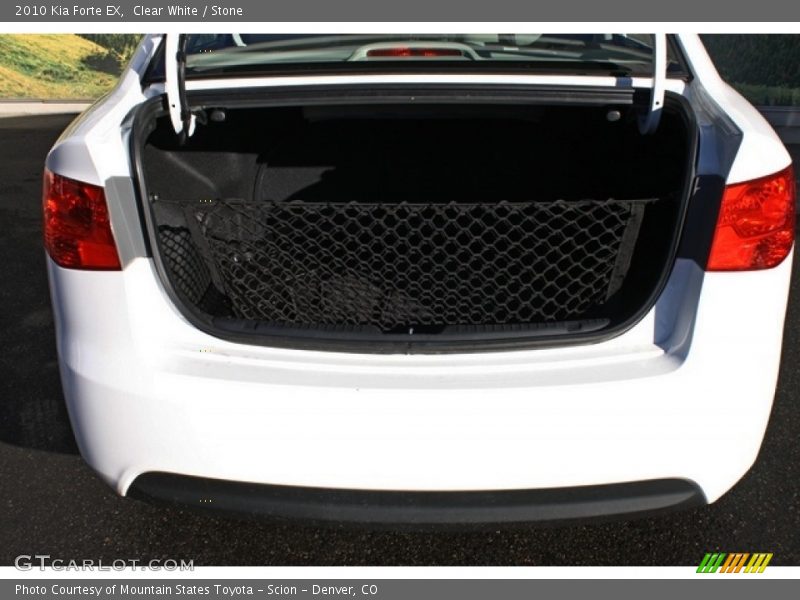 Clear White / Stone 2010 Kia Forte EX