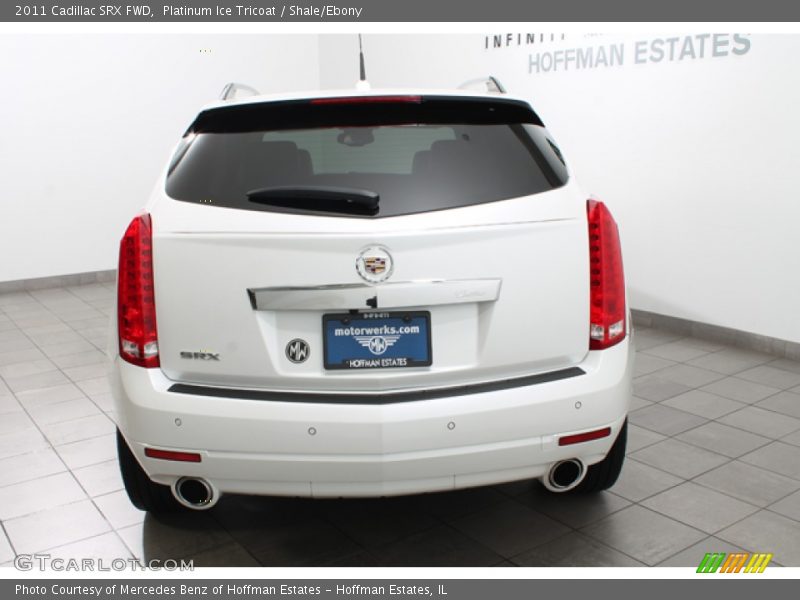 Platinum Ice Tricoat / Shale/Ebony 2011 Cadillac SRX FWD