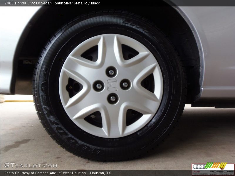 Satin Silver Metallic / Black 2005 Honda Civic LX Sedan