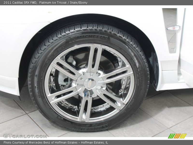 Platinum Ice Tricoat / Shale/Ebony 2011 Cadillac SRX FWD
