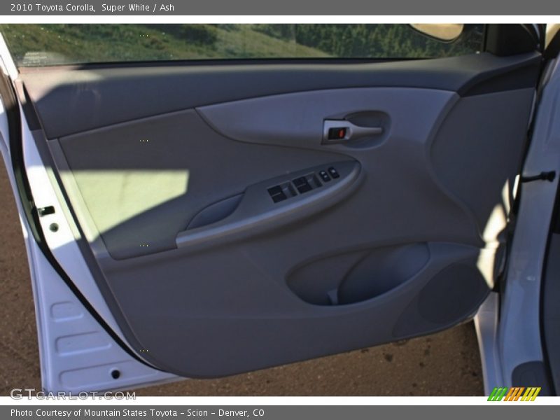 Super White / Ash 2010 Toyota Corolla