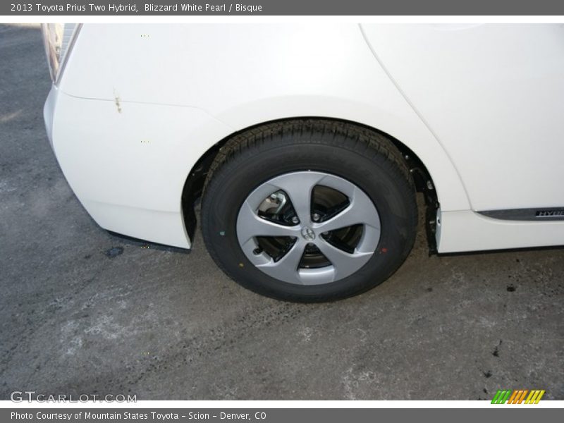 Blizzard White Pearl / Bisque 2013 Toyota Prius Two Hybrid