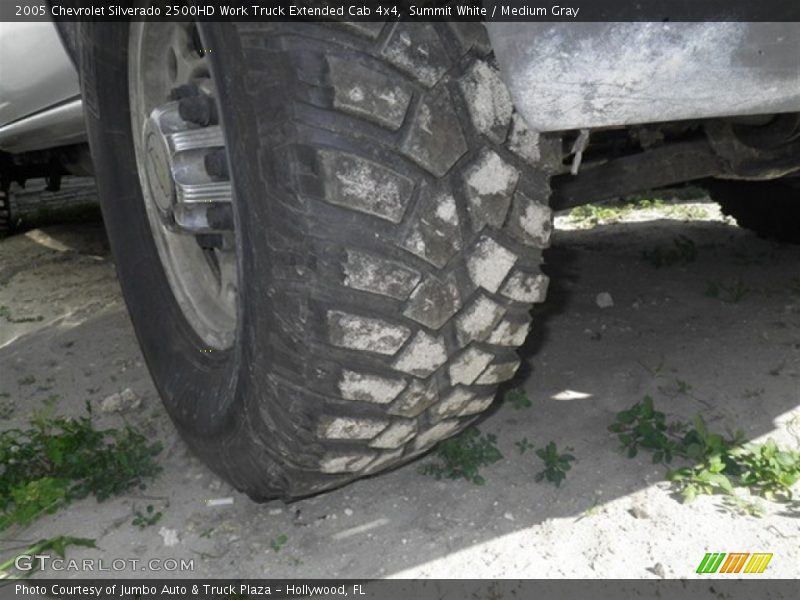 Summit White / Medium Gray 2005 Chevrolet Silverado 2500HD Work Truck Extended Cab 4x4