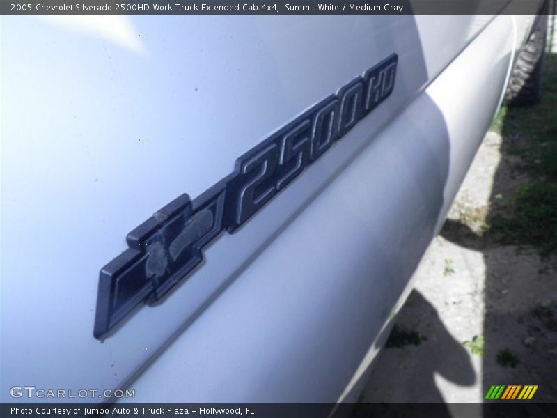 Summit White / Medium Gray 2005 Chevrolet Silverado 2500HD Work Truck Extended Cab 4x4