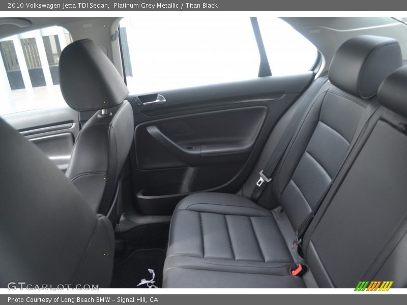 Platinum Grey Metallic / Titan Black 2010 Volkswagen Jetta TDI Sedan