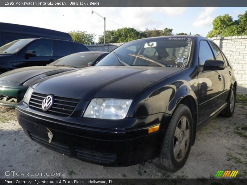Uni Black / Beige 1999 Volkswagen Jetta GLS Sedan