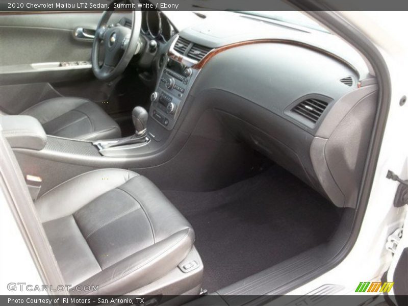 Summit White / Ebony 2010 Chevrolet Malibu LTZ Sedan