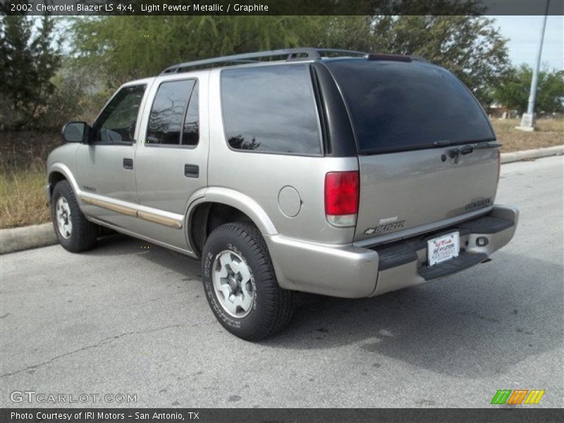 Light Pewter Metallic / Graphite 2002 Chevrolet Blazer LS 4x4
