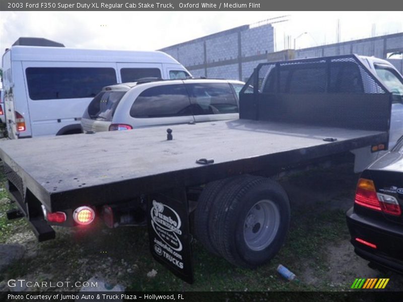 Oxford White / Medium Flint 2003 Ford F350 Super Duty XL Regular Cab Stake Truck