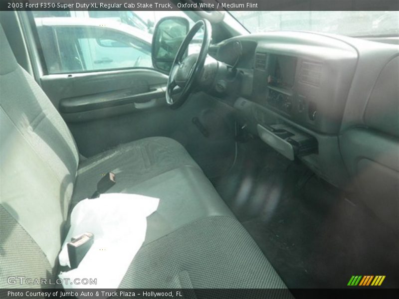 Oxford White / Medium Flint 2003 Ford F350 Super Duty XL Regular Cab Stake Truck