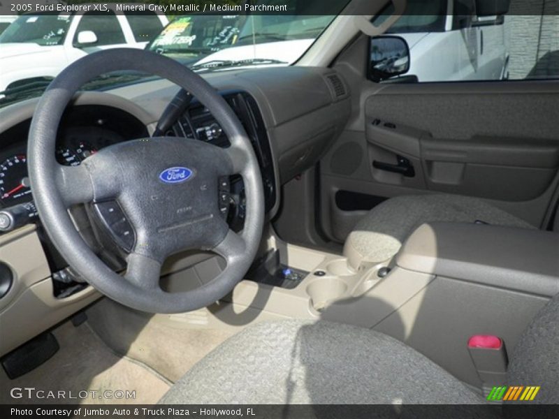 Mineral Grey Metallic / Medium Parchment 2005 Ford Explorer XLS