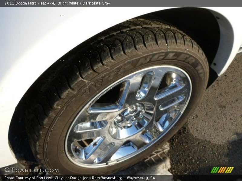 Bright White / Dark Slate Gray 2011 Dodge Nitro Heat 4x4