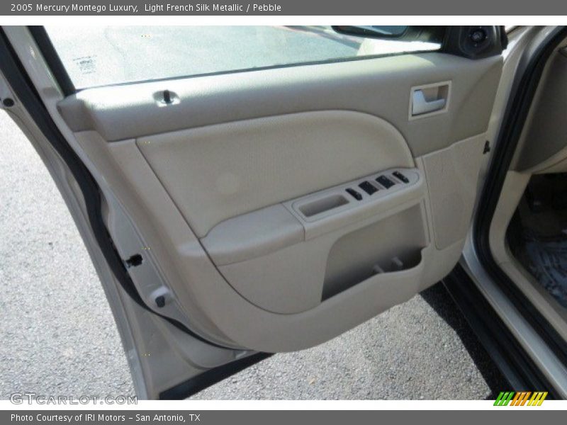 Light French Silk Metallic / Pebble 2005 Mercury Montego Luxury