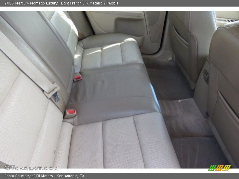 Light French Silk Metallic / Pebble 2005 Mercury Montego Luxury