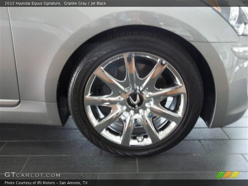  2013 Equus Signature Wheel