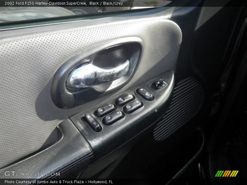 Black / Black/Grey 2002 Ford F150 Harley-Davidson SuperCrew