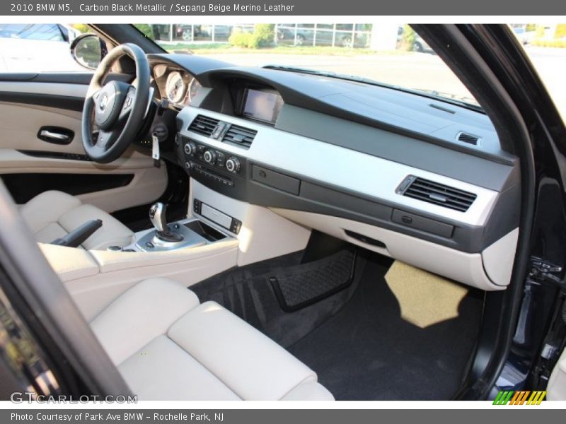 Carbon Black Metallic / Sepang Beige Merino Leather 2010 BMW M5
