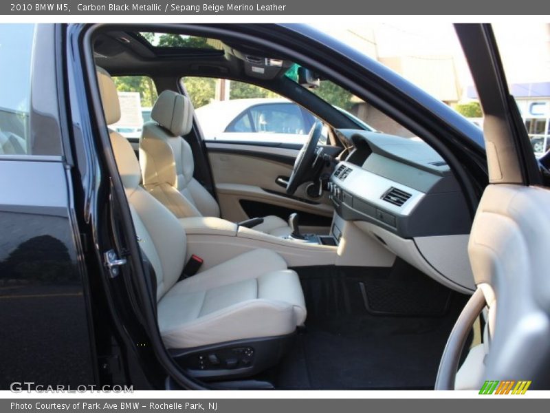 Carbon Black Metallic / Sepang Beige Merino Leather 2010 BMW M5