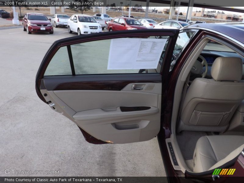 Cassis Red Pearl / Ivory Beige 2008 Toyota Avalon XLS