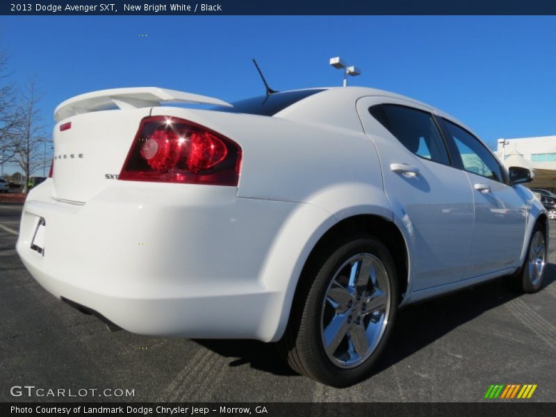 New Bright White / Black 2013 Dodge Avenger SXT