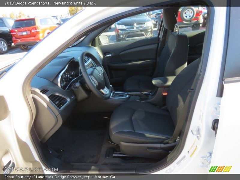 New Bright White / Black 2013 Dodge Avenger SXT