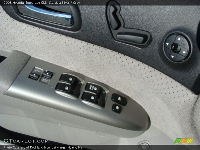 Stardust Silver / Gray 2008 Hyundai Entourage GLS