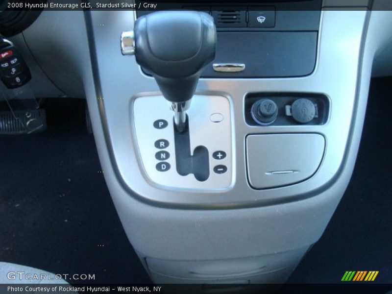 Stardust Silver / Gray 2008 Hyundai Entourage GLS