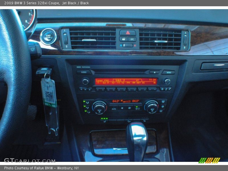 Jet Black / Black 2009 BMW 3 Series 328xi Coupe