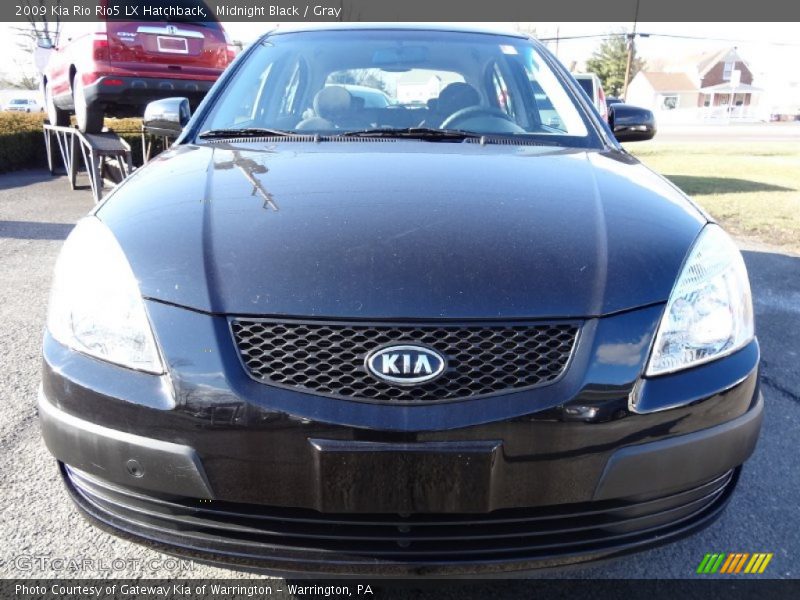 Midnight Black / Gray 2009 Kia Rio Rio5 LX Hatchback