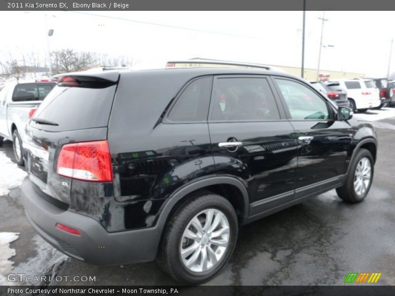 Ebony Black / Beige 2011 Kia Sorento EX