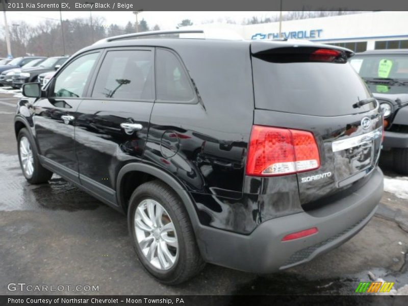 Ebony Black / Beige 2011 Kia Sorento EX