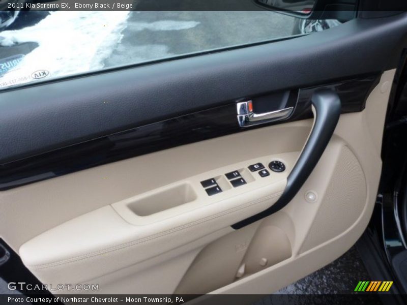 Ebony Black / Beige 2011 Kia Sorento EX
