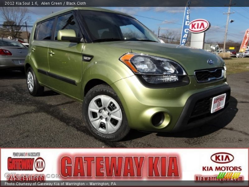 Alien Green / Black Cloth 2012 Kia Soul 1.6