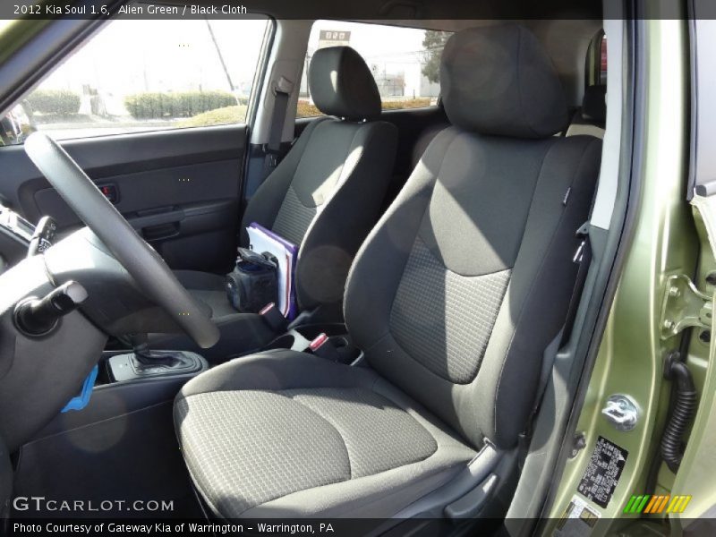 Alien Green / Black Cloth 2012 Kia Soul 1.6
