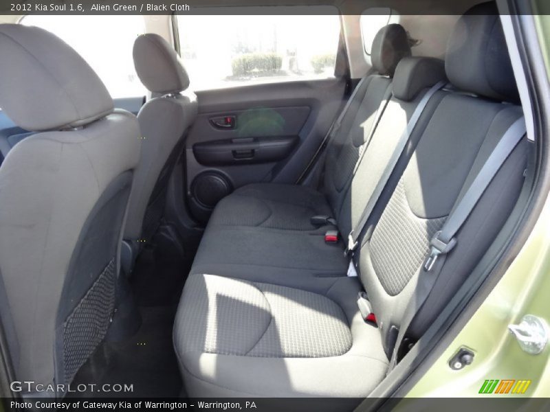 Alien Green / Black Cloth 2012 Kia Soul 1.6