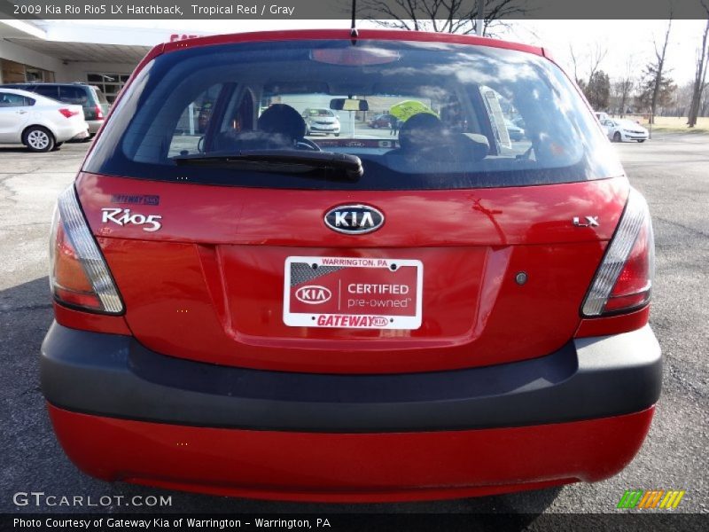 Tropical Red / Gray 2009 Kia Rio Rio5 LX Hatchback