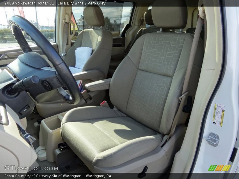 Calla Lilly White / Aero Grey 2009 Volkswagen Routan SE