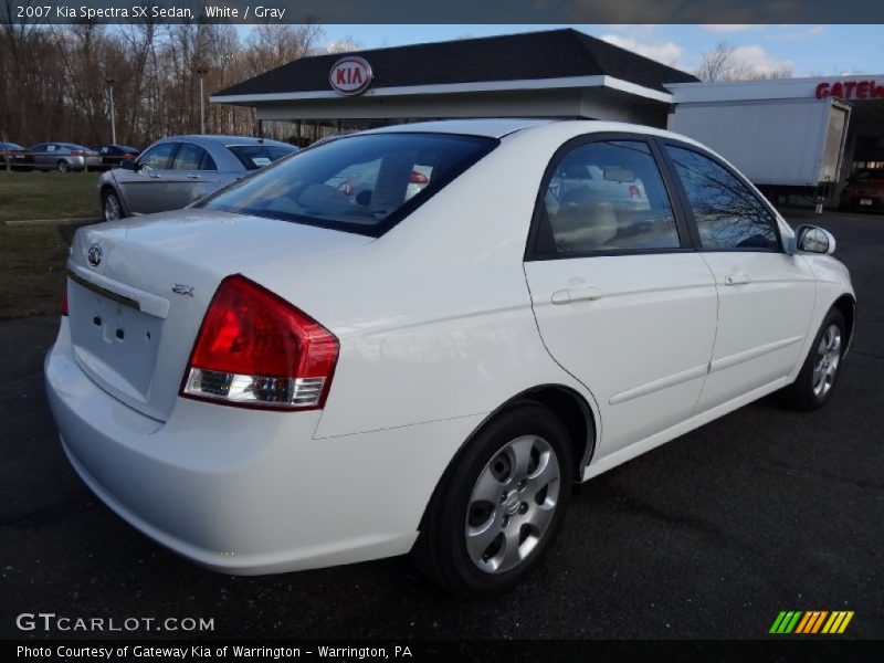 White / Gray 2007 Kia Spectra SX Sedan