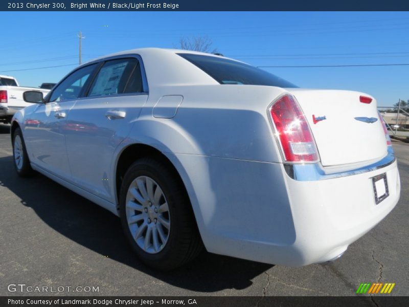 Bright White / Black/Light Frost Beige 2013 Chrysler 300