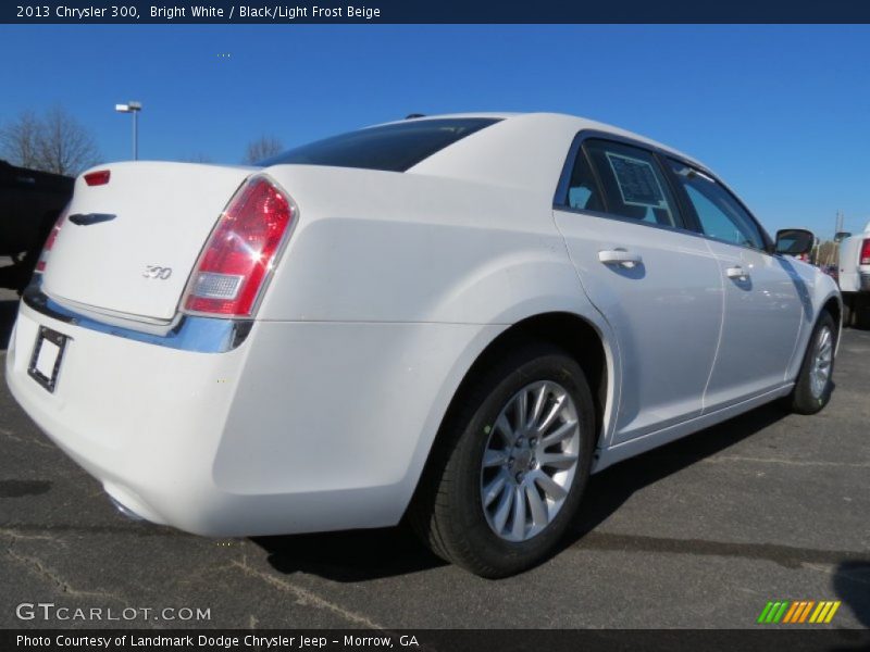 Bright White / Black/Light Frost Beige 2013 Chrysler 300