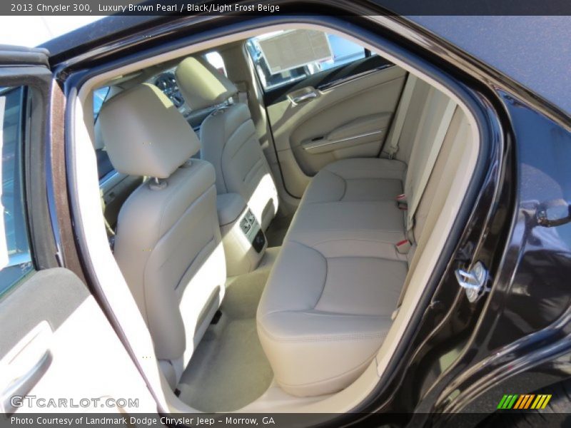 Luxury Brown Pearl / Black/Light Frost Beige 2013 Chrysler 300