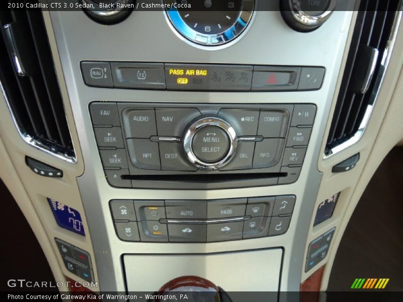 Controls of 2010 CTS 3.0 Sedan