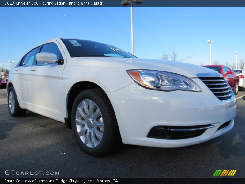Bright White / Black 2013 Chrysler 200 Touring Sedan