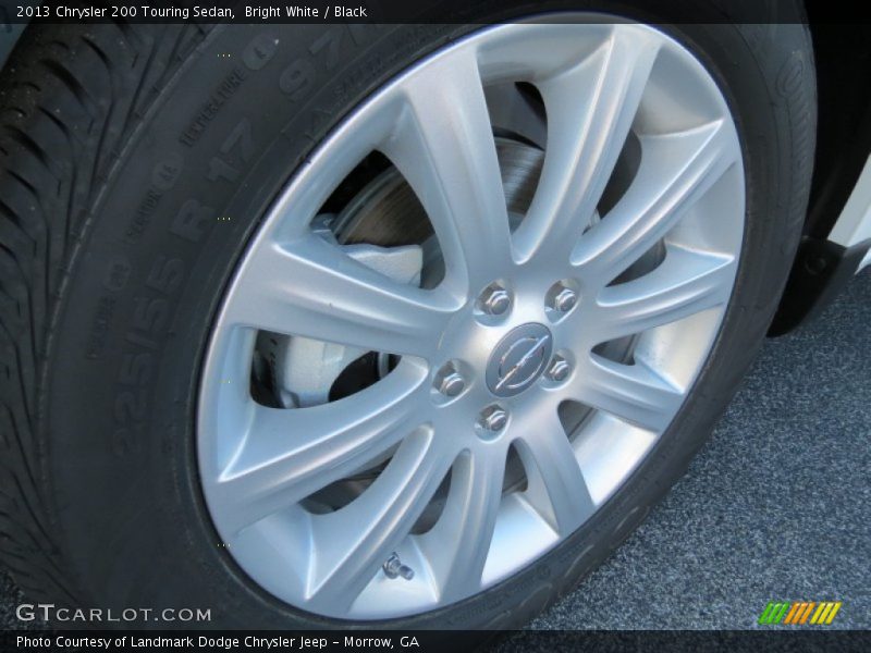 Bright White / Black 2013 Chrysler 200 Touring Sedan