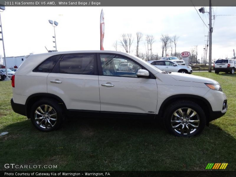 White Sand Beige / Beige 2011 Kia Sorento EX V6 AWD
