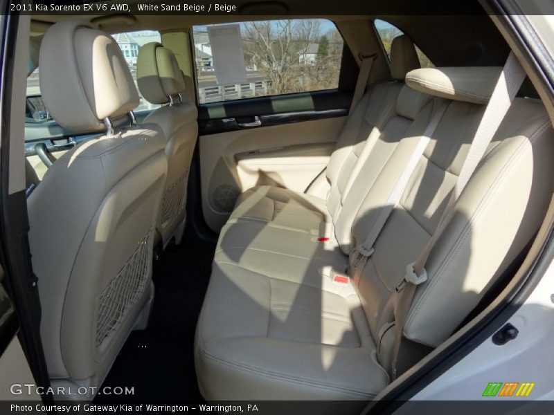 White Sand Beige / Beige 2011 Kia Sorento EX V6 AWD